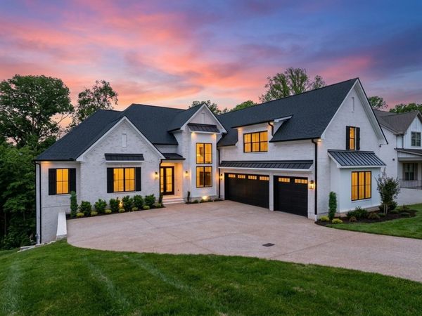 342 Raintree Drive , Hendersonville, TN 37075