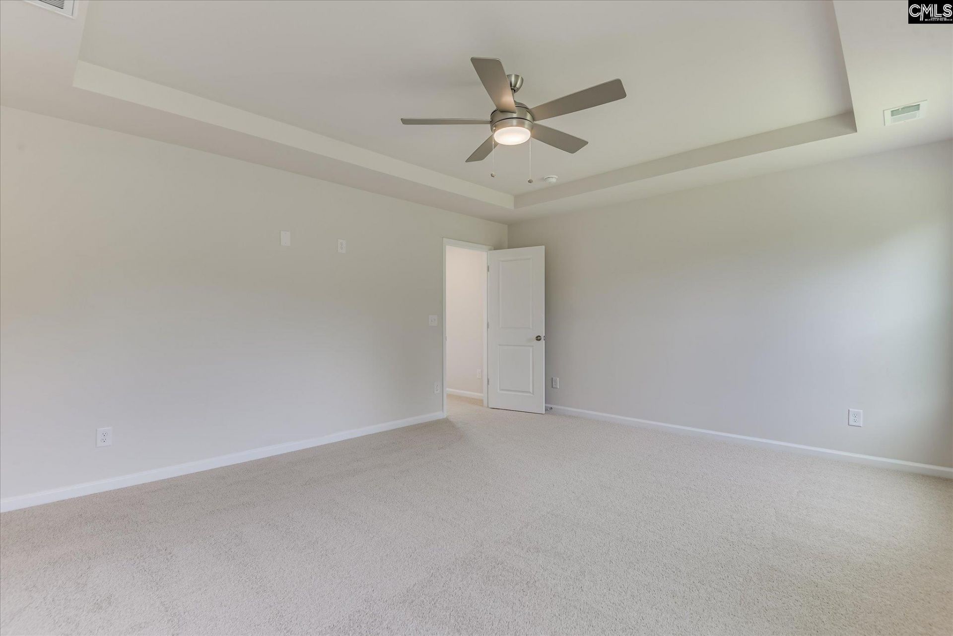 323 Welbeck Road Photo 25
