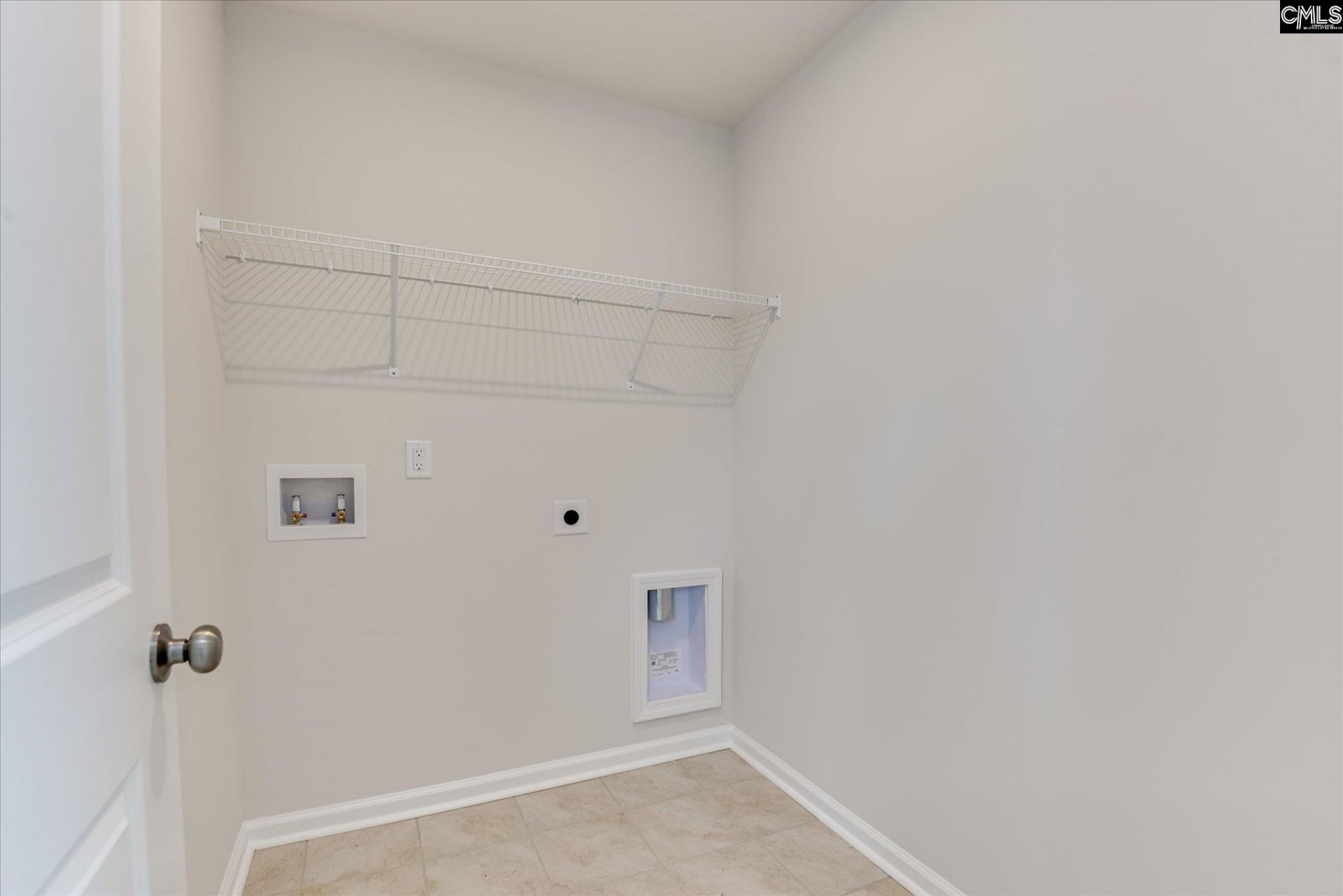 323 Welbeck Road Photo 36