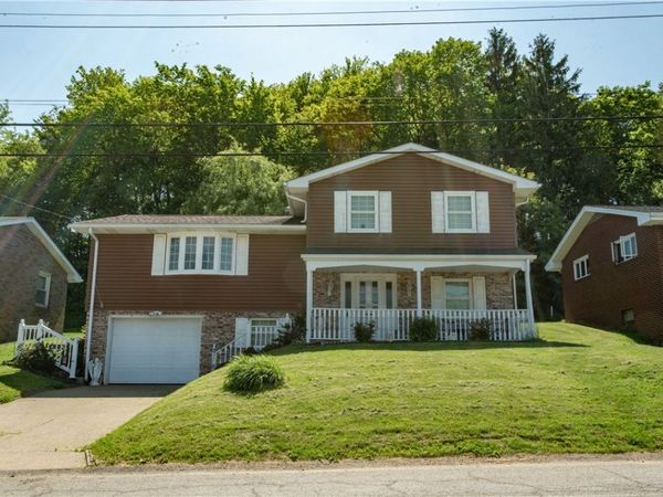 905 Roosevelt Avenue , Aliquippa, PA 15001