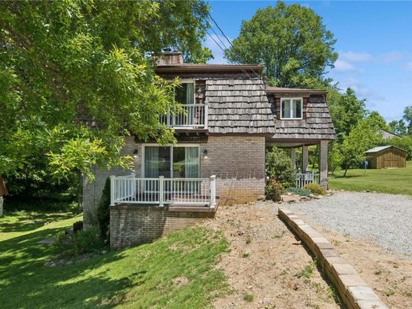 1000 WEIR DR , Rostraver, PA 15012