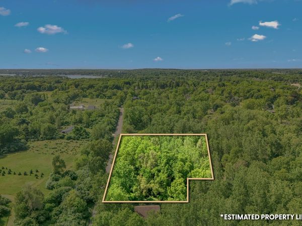 50 S Wolcott Street, Hillsdale, MI 49242