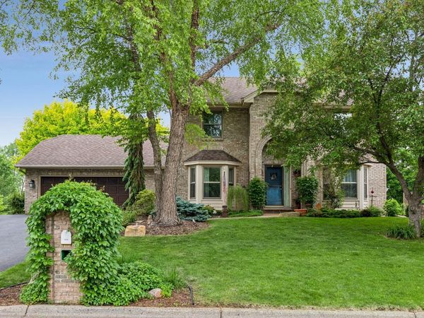 13820 Sunset Lake Drive, Burnsville, MN 55337