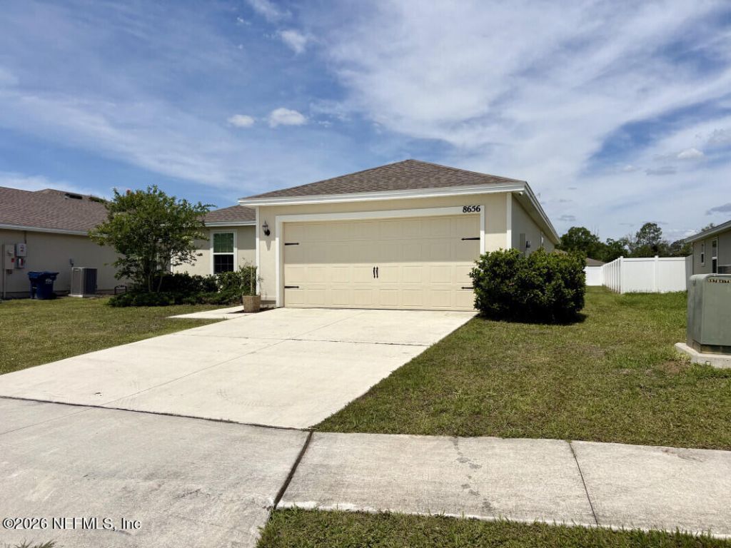 8656 Newnan Lake Drive, Macclenny, FL 32063 Photo