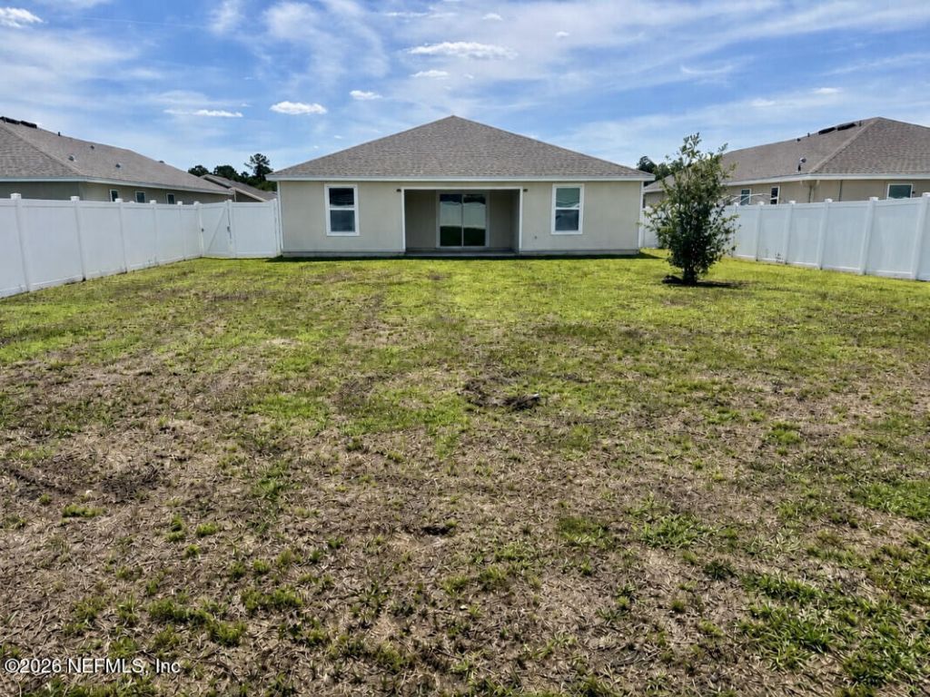 8656 Newnan Lake Drive, Macclenny, FL 32063 Photo