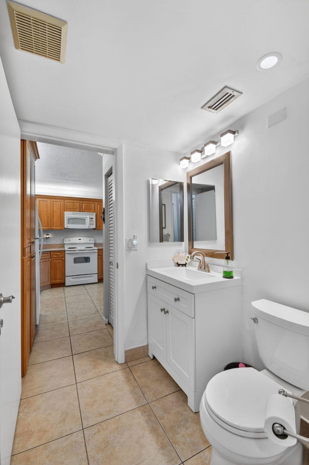 1108 Green Pine Boulevard, Unit E1, West Palm Beach, FL 33409 Photo
