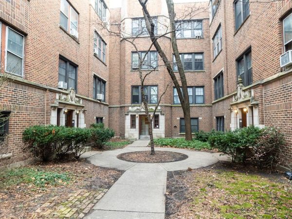 Unit 1E, Chicago, IL 60615