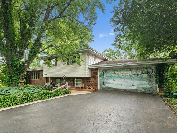 520 E Joliet Highway , New Lenox, IL 60451