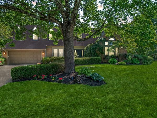 5049 Glenaire Drive , Dublin, OH 43017