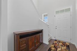 1906 Shelter Drive photo 4