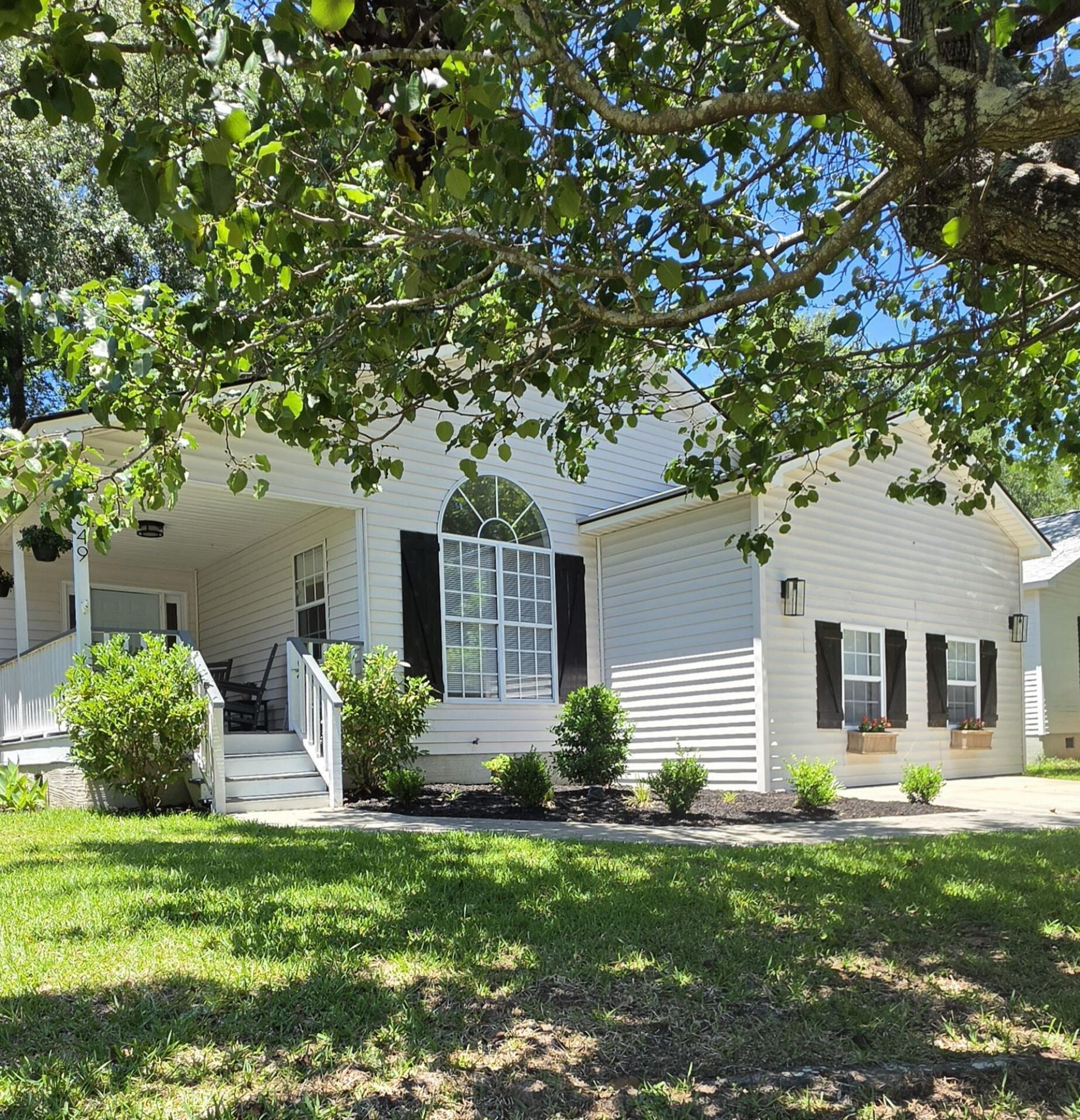 349 Culver Avenue Photo 4