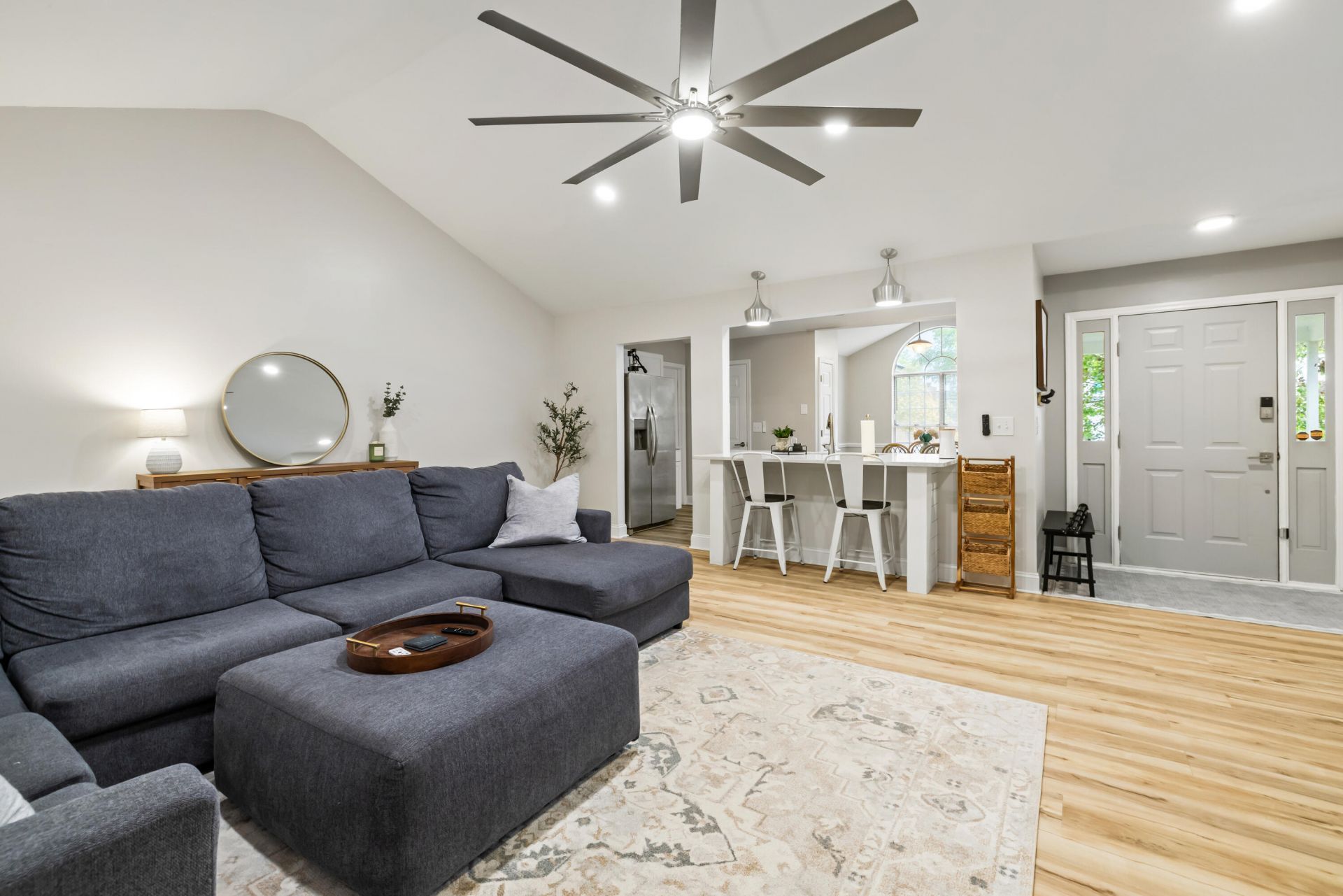 349 Culver Avenue Photo 8
