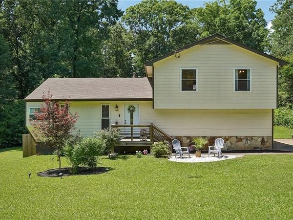 3211 Oakbrook Lane, Clarkston, GA 30021
