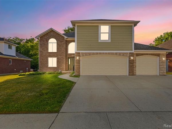 38124 Cobble Creek Court , Sterling Heights, MI 48312
