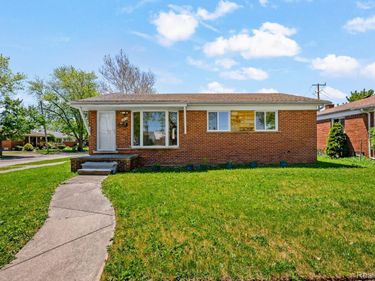 14459 Balsam Street, Southgate, Mi 48195