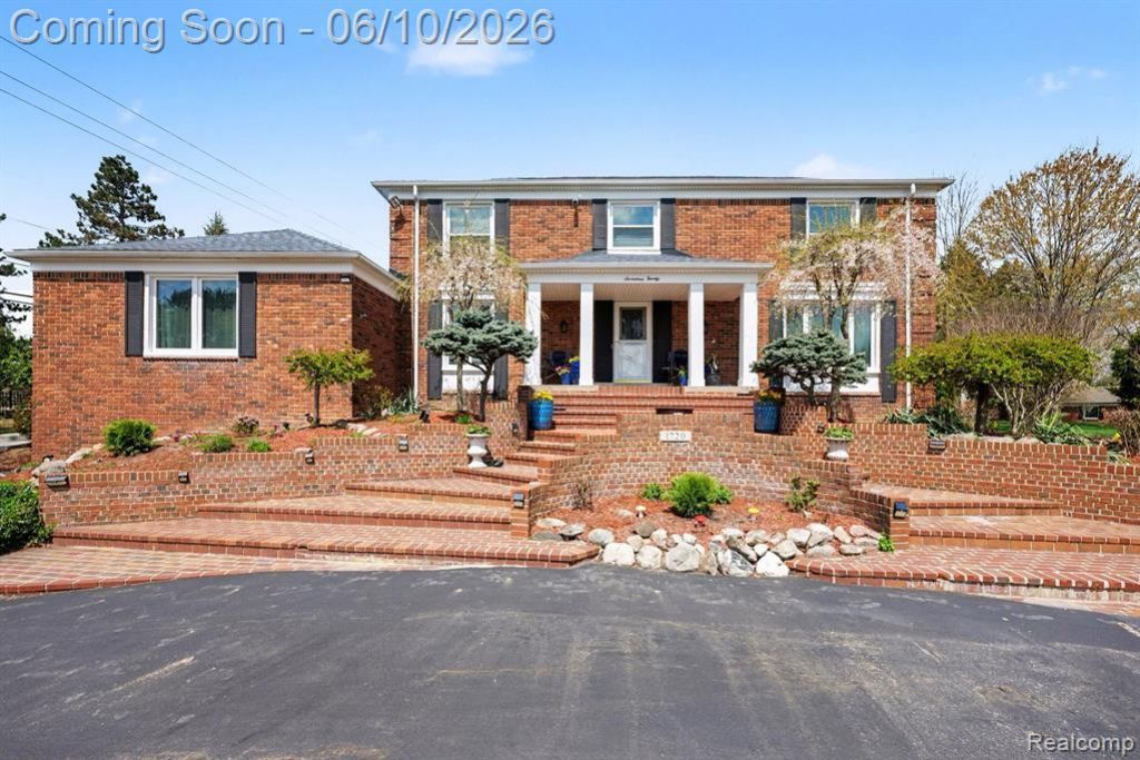 1720 Cedar Shake Drive , Bloomfield Hills, MI 48302 Main Photo