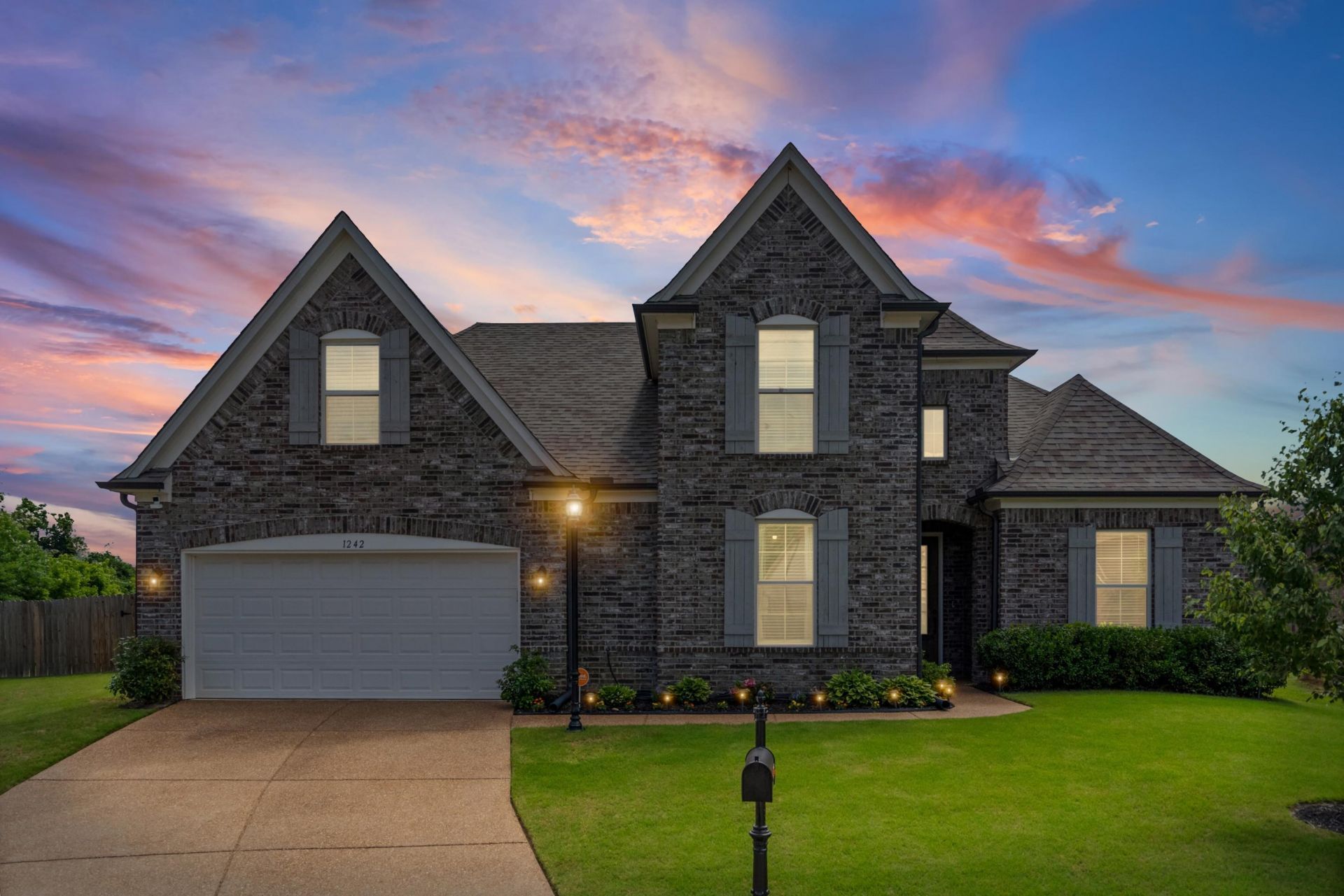 1242 Woodland Mist Cv, Cordova, TN 38018 Main Photo