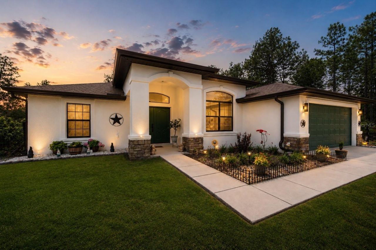11096 Wood Owl Avenue , Weeki Wachee, FL 34614 Main Photo