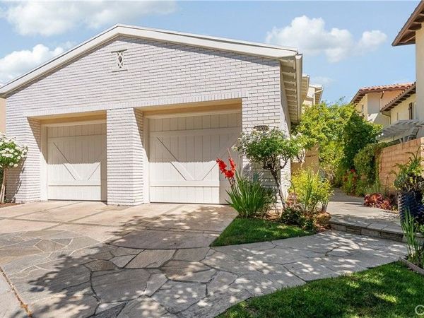 26803 Brookhollow, Valencia, CA 91355