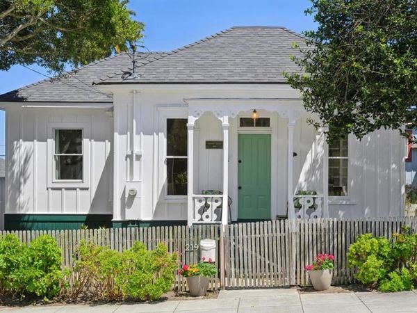 219 Willow Street, Pacific Grove, CA 93950