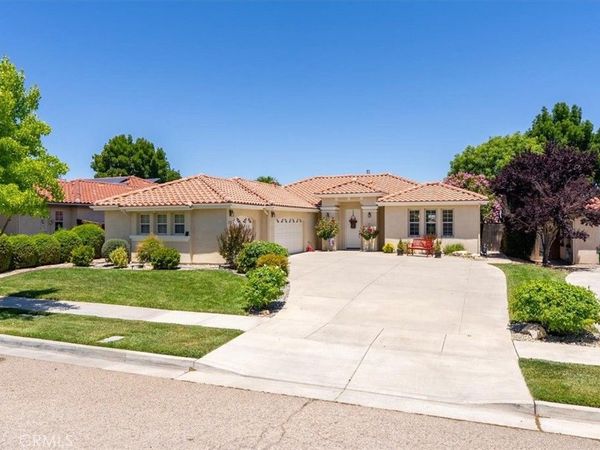 721 Lenox Court, Paso Robles, CA 93446