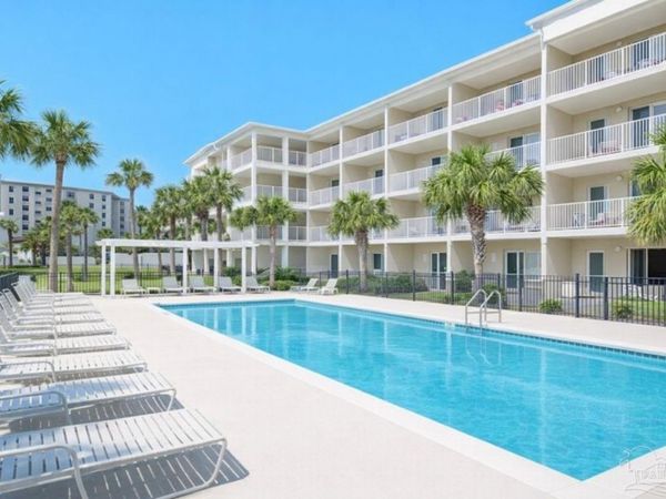13500 Sandy Key Dr, Unit 211W, Pensacola, FL 32507