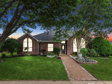 4055 Seabury Drive, Dallas, TX 75287