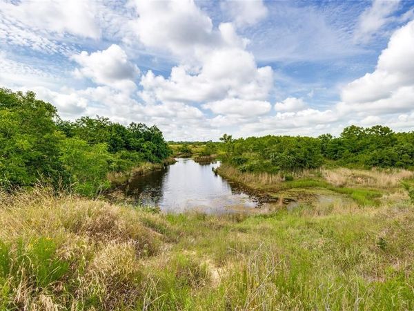 10092 W FM 1753 , Savoy, TX 76479
