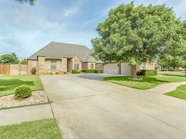 16805 Thorton Lane, Edmond, OK 73012