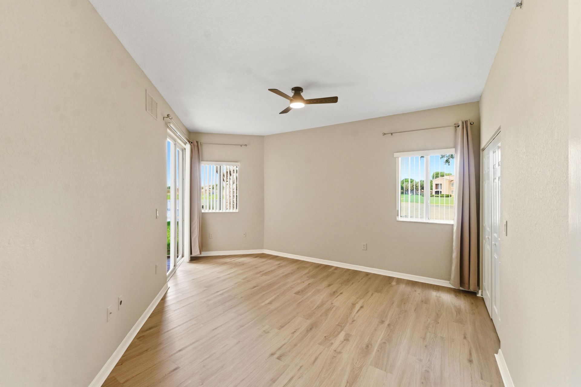 7765 Yardley Drive, Unit 107, Tamarac, FL 33321 Photo