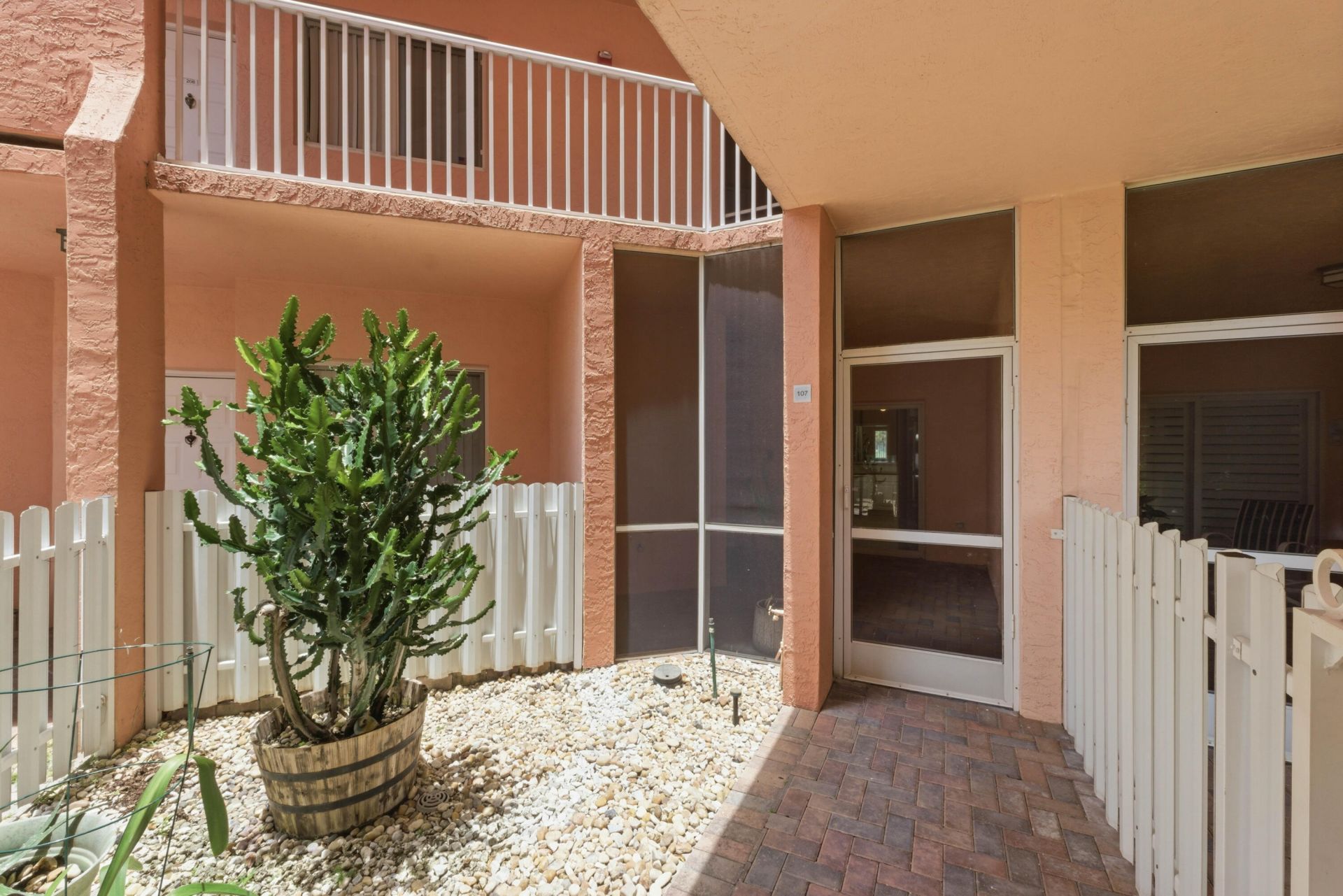 7765 Yardley Drive, Unit 107, Tamarac, FL 33321 Photo