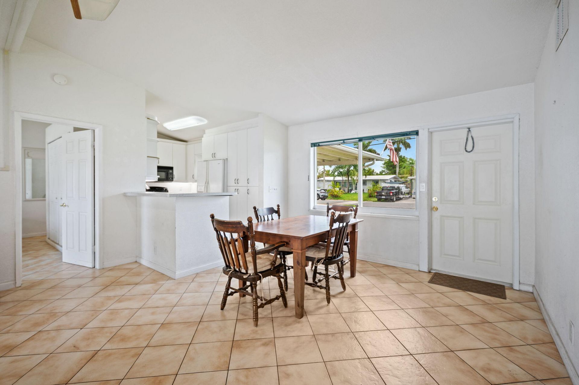 2637 Marathon Lane, Fort Lauderdale, FL 33312 Photo
