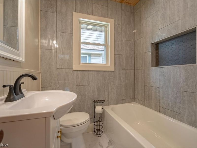 2245 Shunk Avenue , Alliance, OH 44601 Photo 18