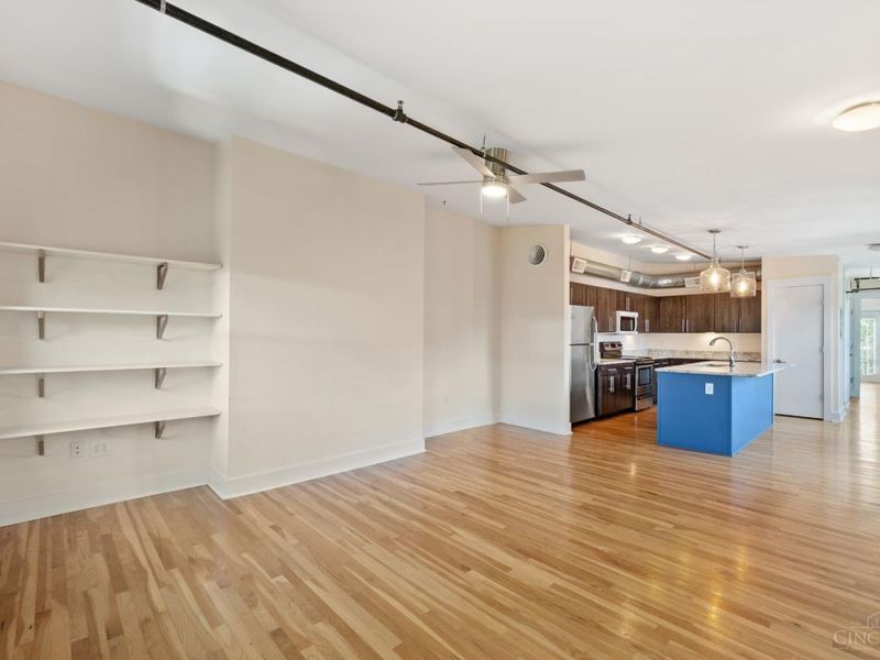 1412 republic Street, Unit 401, Cincinnati, OH 45202 Photo 5