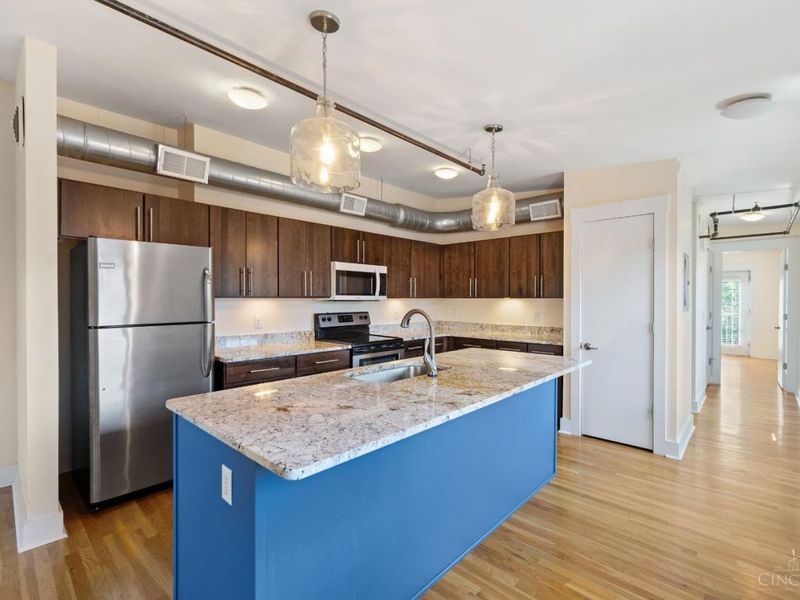 1412 republic Street, Unit 401, Cincinnati, OH 45202 Photo 6