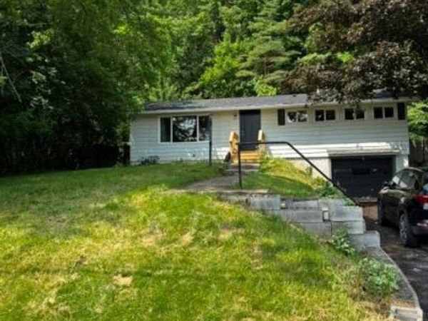 118 Parsons Road , Camillus, NY 13031