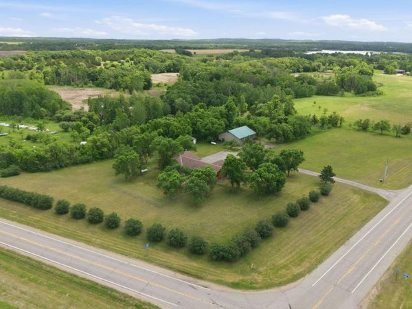 23801 County Road 9 NE, New London, MN 56273