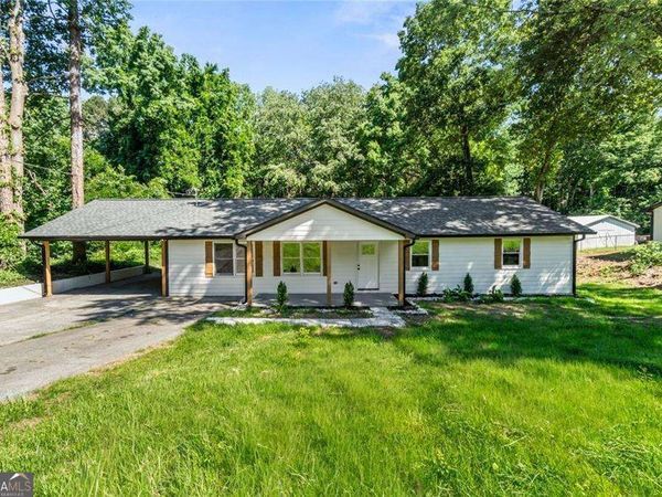 2811 Eunice Holcomb Circle, Dacula, GA 30019