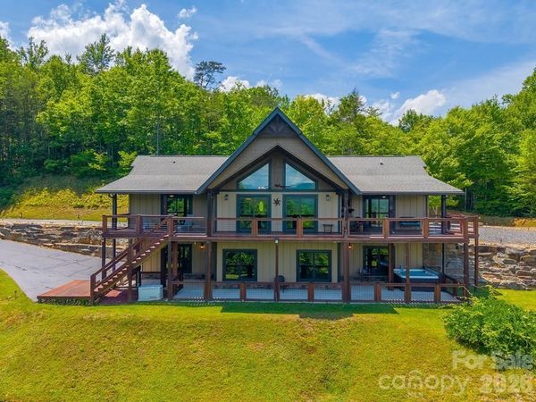 346 Torwood Lane, Whittier, NC 28789