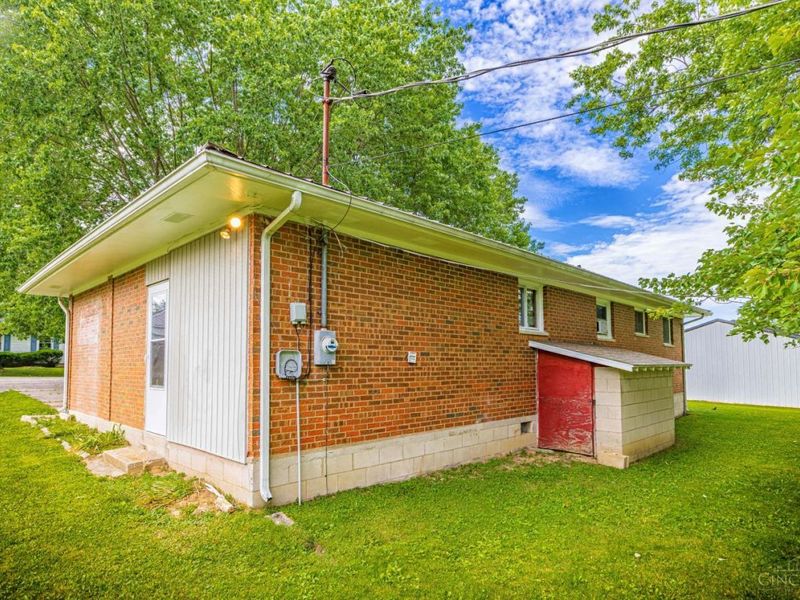 99 Newstedt Avenue, West Union, OH 45693 Photo 6