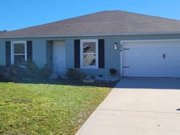 574 NW Archer Avenue, Unit 574, Port St. Lucie, FL 34983