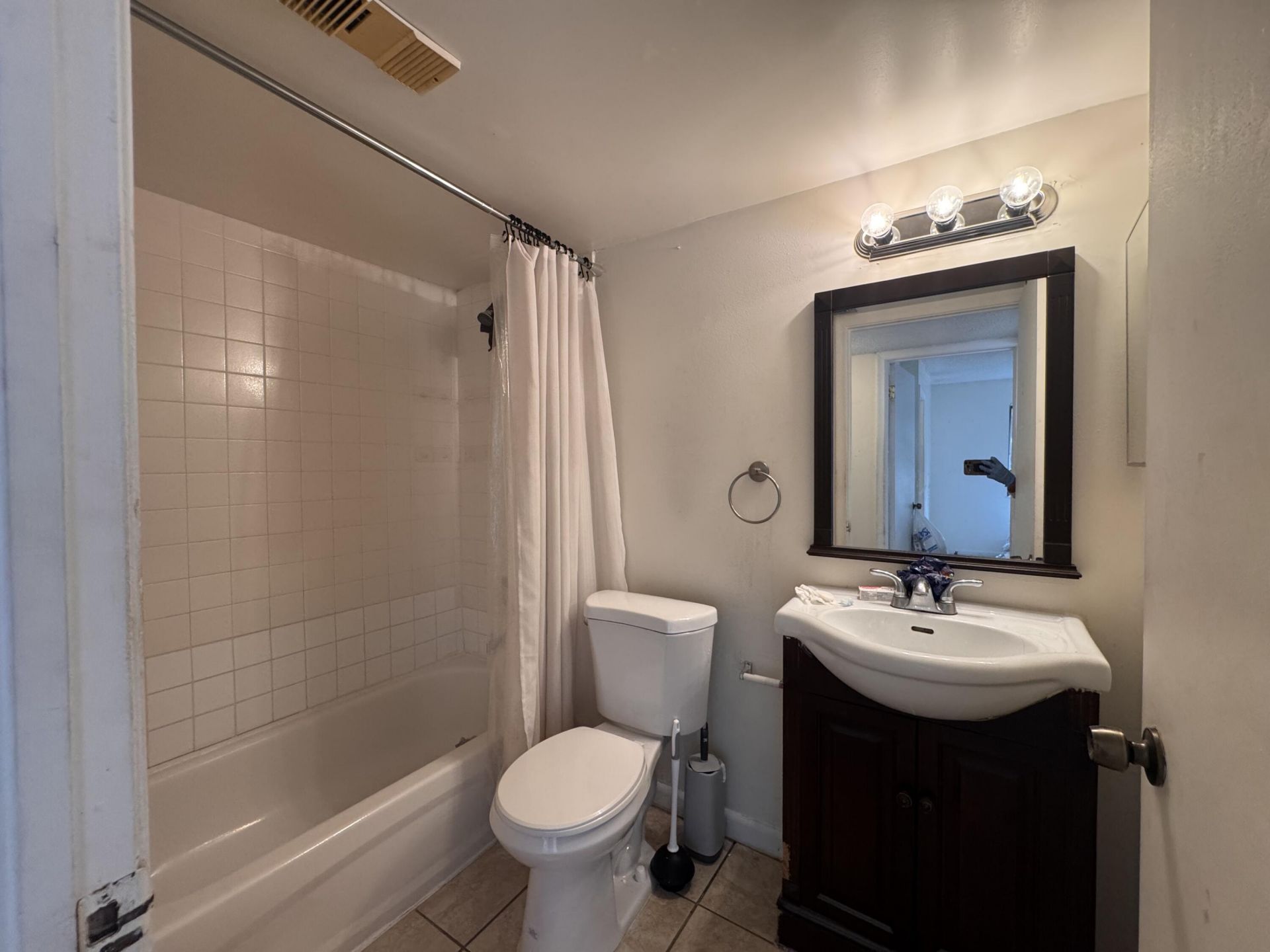 2050 N Congress Avenue, Unit 207, West Palm Beach, FL 33401 Photo