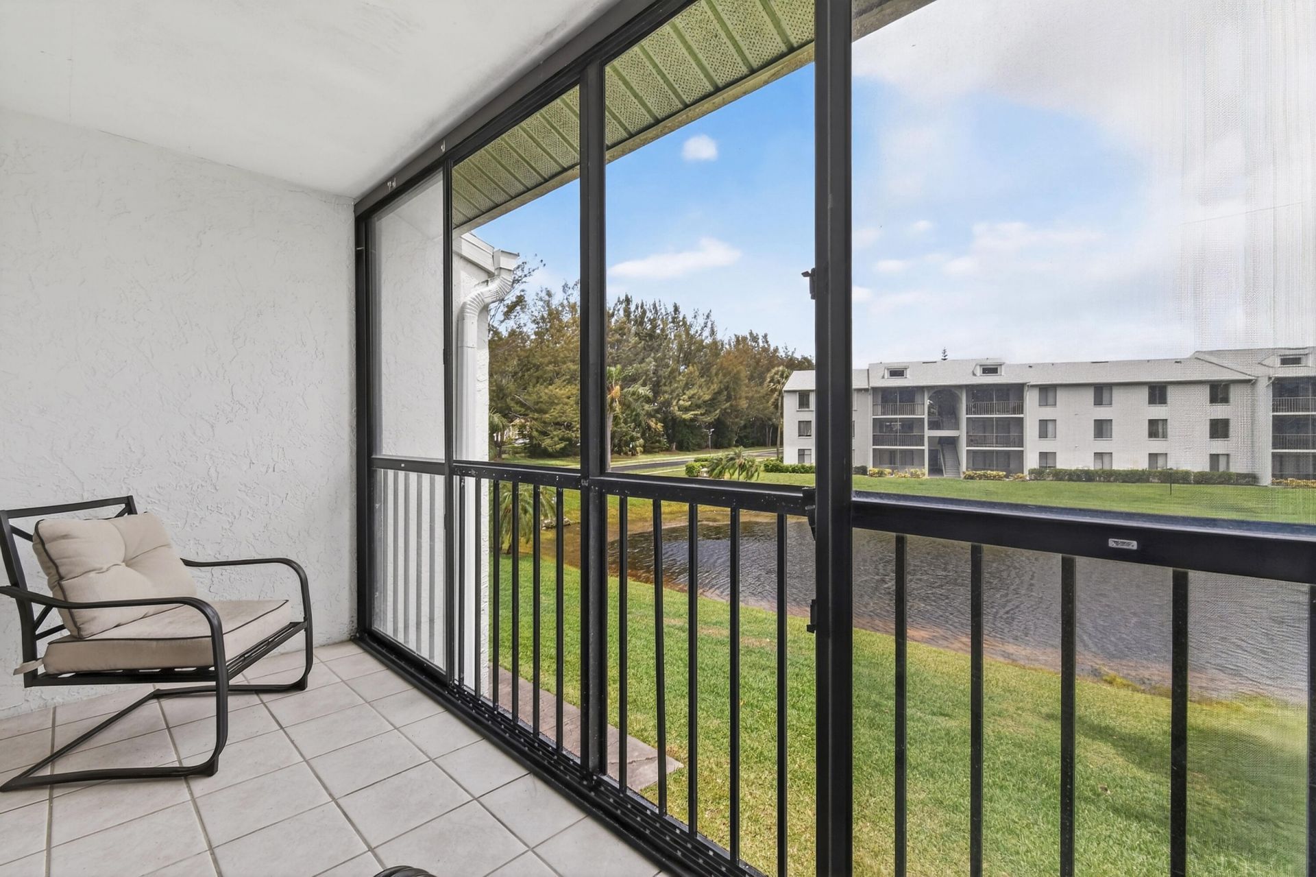 3594 Alder Drive, Unit F2, West Palm Beach, FL 33417 Photo