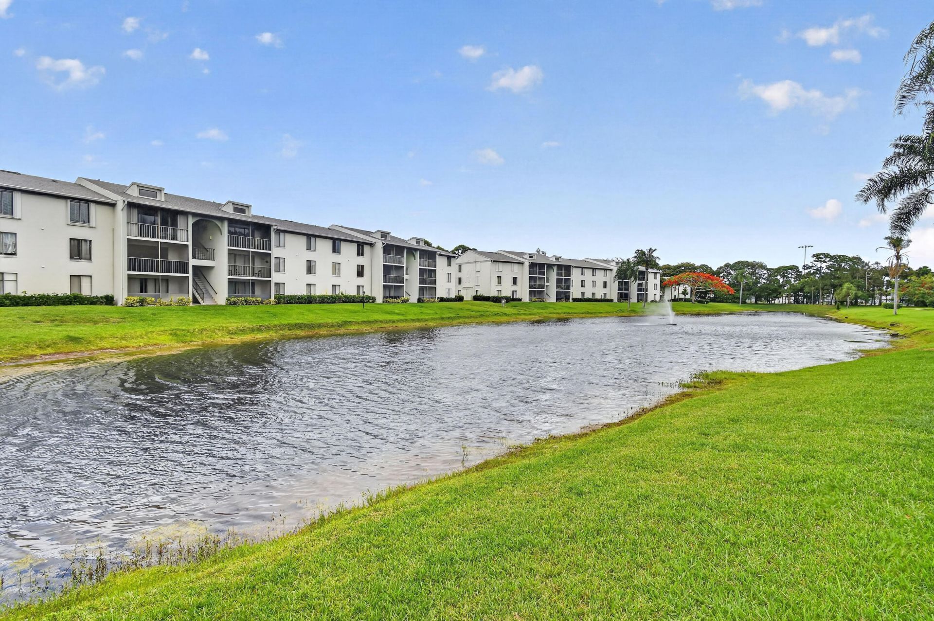 3594 Alder Drive, Unit F2, West Palm Beach, FL 33417 Photo
