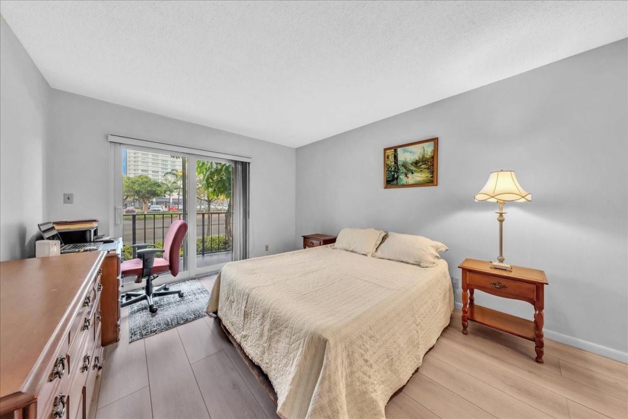 3909 N Ocean Boulevard, Unit 113, Fort Lauderdale, FL 33308 Photo