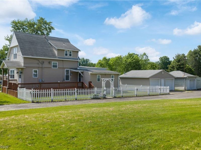 18464 5th Street , Beloit, OH 44609 Photo 4