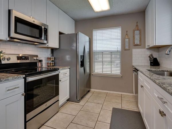 6713 Windwillow Drive , Fort Worth, TX 76137