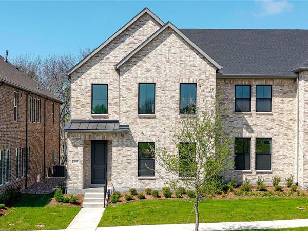 3905 Hessie Court , McKinney, TX 75071