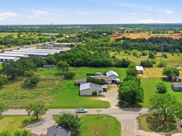 6700 CR 1022 , Joshua, TX 76058