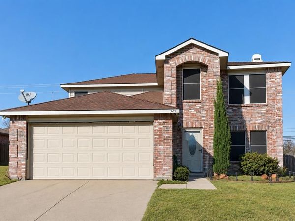 943 Carthage Way, Arlington, TX 76017